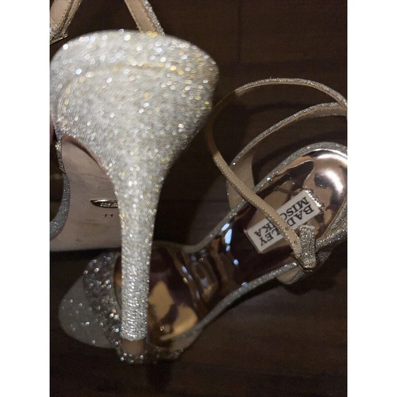 Badgley Mischka Rider Heels Size 11 Crystal Embellished Metallic - Picture 6 of 6